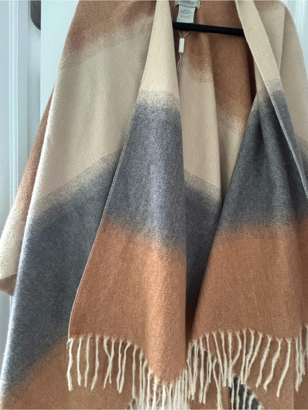 NWT Charlie Paige Ombre Fringe Poncho - Tan, Cream & Gray